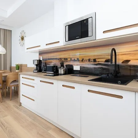 Przy Plazy Z Aneksem Kuchennym A 24 W Swinoujsciu Lägenhet *