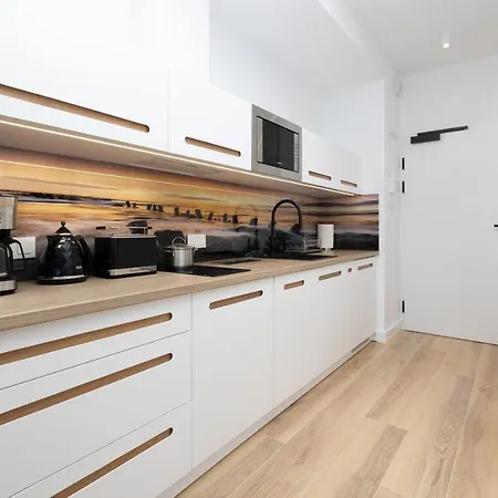 Przy Plazy Z Aneksem Kuchennym A 24 W Swinoujsciu Lägenhet *